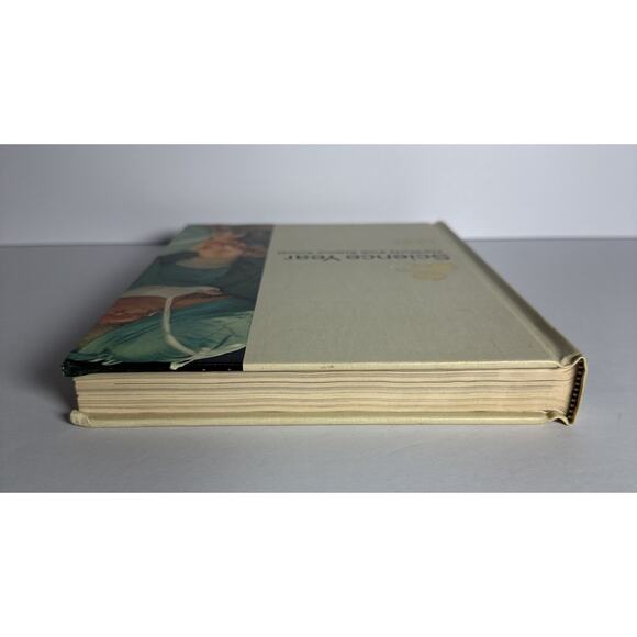 The World Book Science Annual 1966 - Science Year - Encyclopedia Series - Picture 6 of 12